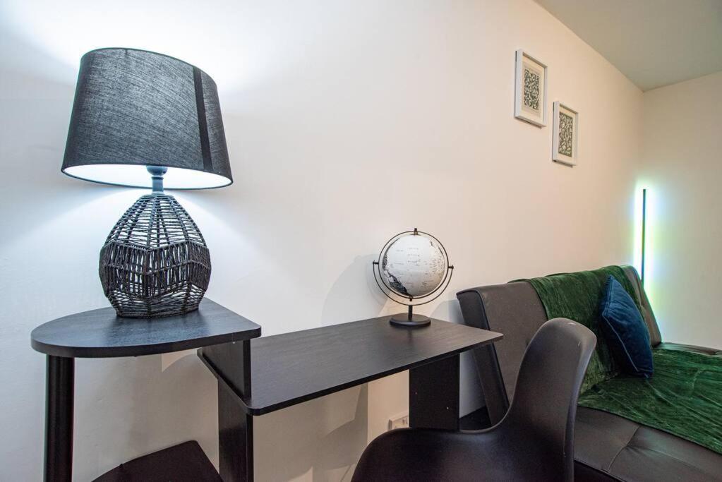 Watford Central Serviced Apartments מראה חיצוני תמונה