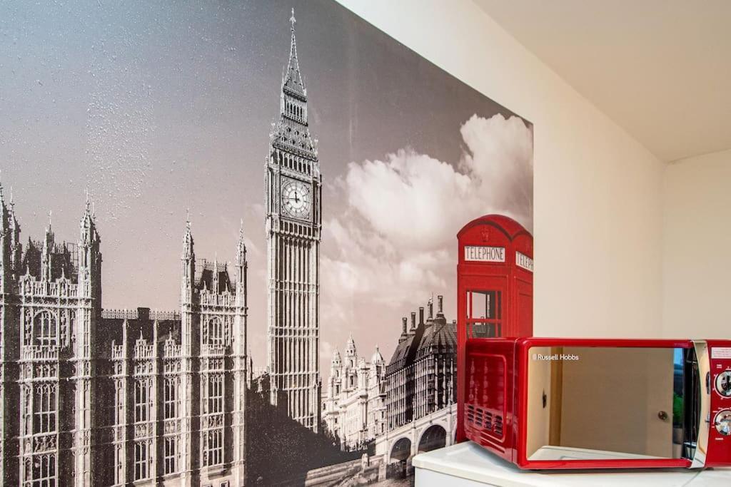 Watford Central Serviced Apartments מראה חיצוני תמונה