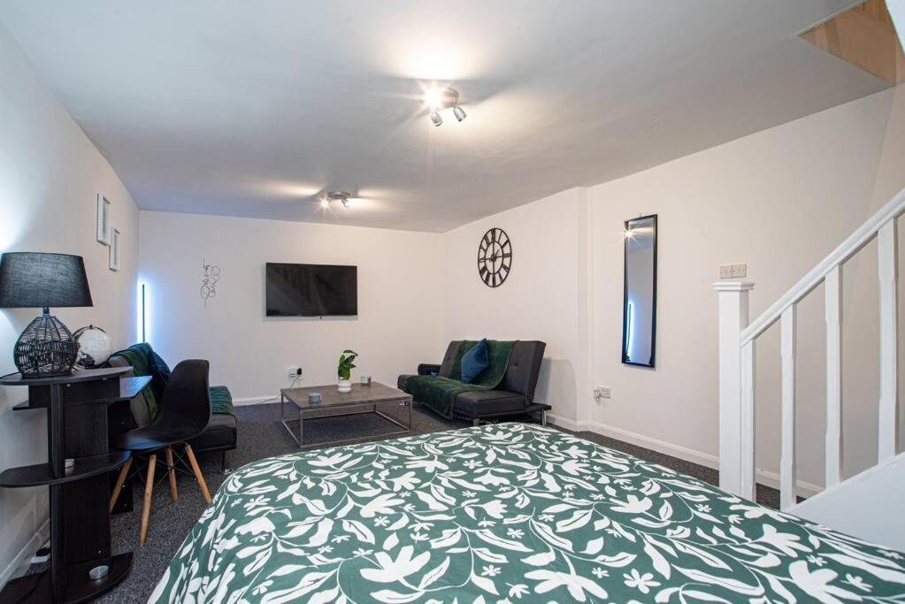 Watford Central Serviced Apartments מראה חיצוני תמונה